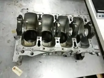 Dodge 2.4L engine block